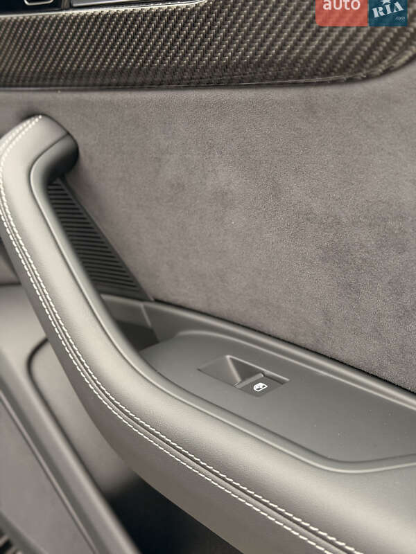 Седан Audi A4 2024 в Киеве