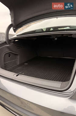 Седан Audi A4 2024 в Киеве