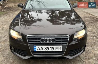 Седан Audi A4 2011 в Лохвиці