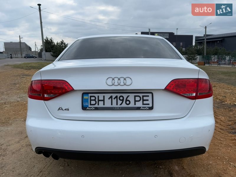 Седан Audi A4 2009 в Одессе
