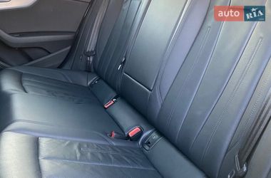 Седан Audi A4 2018 в Виннице