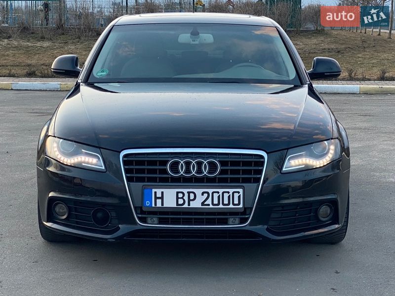 Седан Audi A4 2009 в Ирпене