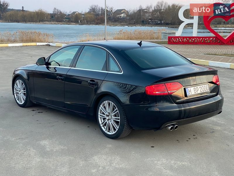 Седан Audi A4 2009 в Ирпене