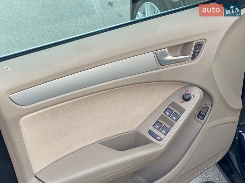 Седан Audi A4 2009 в Ирпене