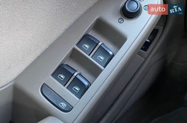 Седан Audi A4 2009 в Ирпене