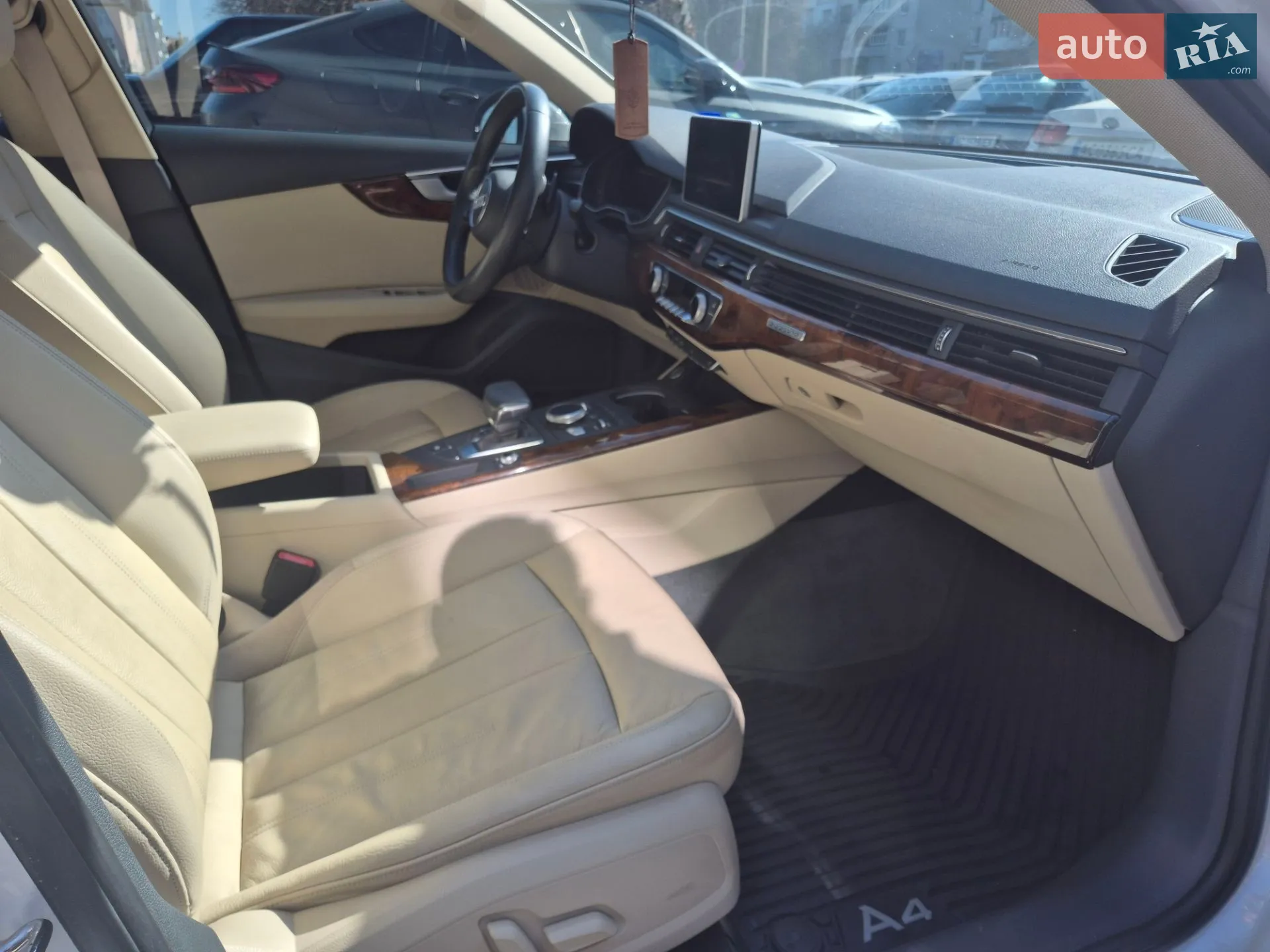 2017 Audi A4 - мініатюра 12