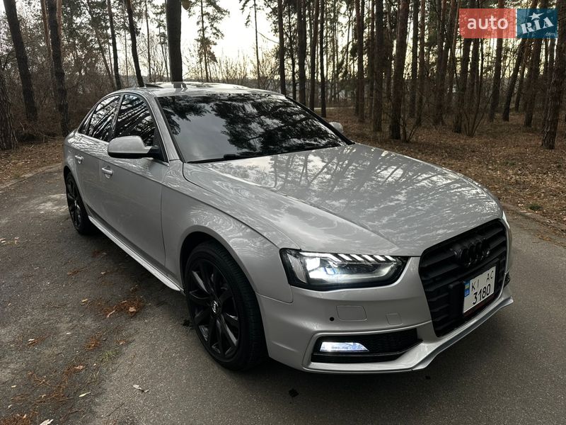 Седан Audi A4 2013 в Обухове