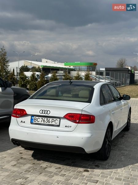Седан Audi A4 2012 в Львове