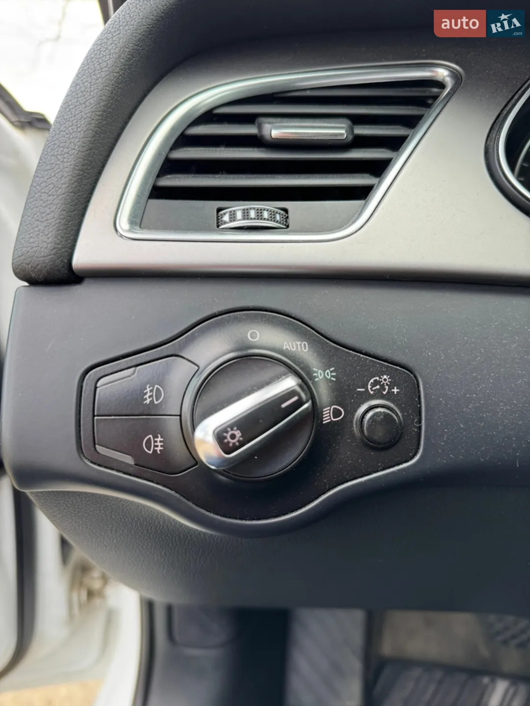 2013 Audi A4 - мініатюра 30