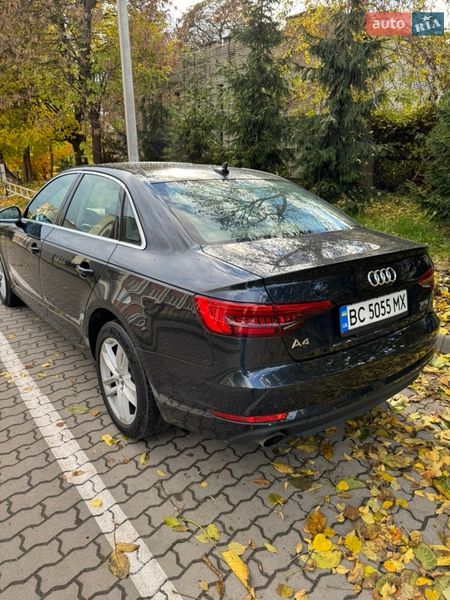 Седан Audi A4 2016 в Львові