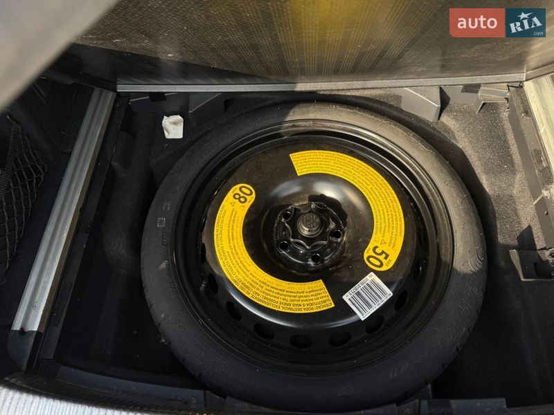 Универсал Audi A4 2015 в Долине