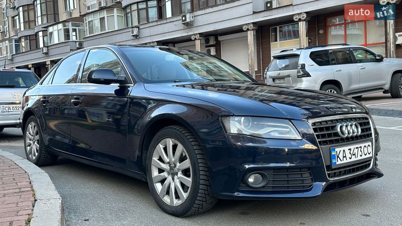 Седан Audi A4 2011 в Києві
