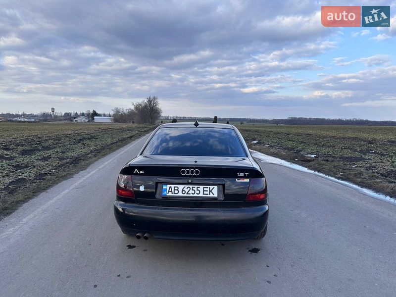 Седан Audi A4 1998 в Виннице
