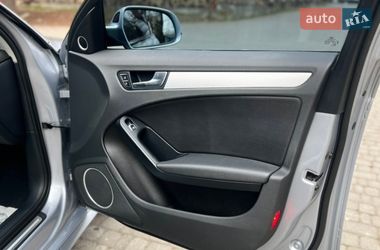 Седан Audi A4 2015 в Львове