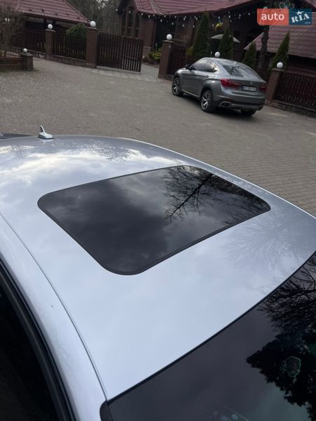 Седан Audi A4 2015 в Львове