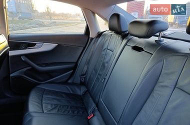Седан Audi A4 2016 в Переяславе