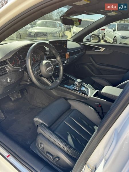 Седан Audi A4 2020 в Одессе