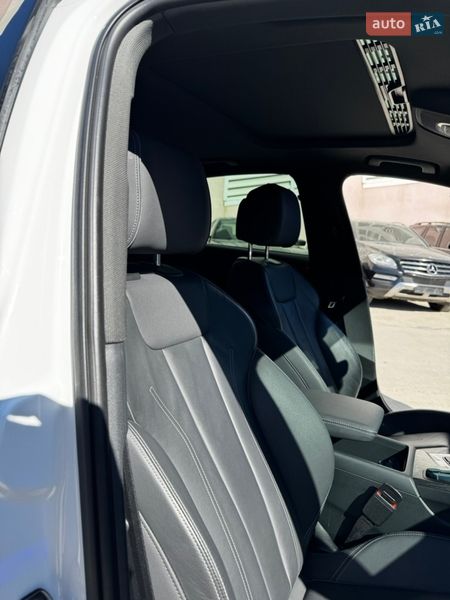 Седан Audi A4 2020 в Одессе