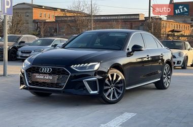 Седан Audi A4 2021 в Львове
