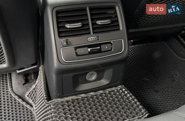 Седан Audi A4 2020 в Івано-Франківську