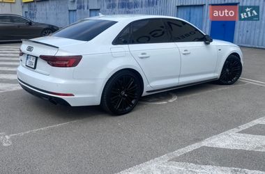 Седан Audi A4 2018 в Днепре