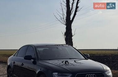 Седан Audi A4 2013 в Полтаве