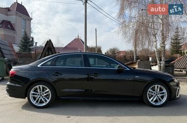 Седан Audi A4 2022 в Києві