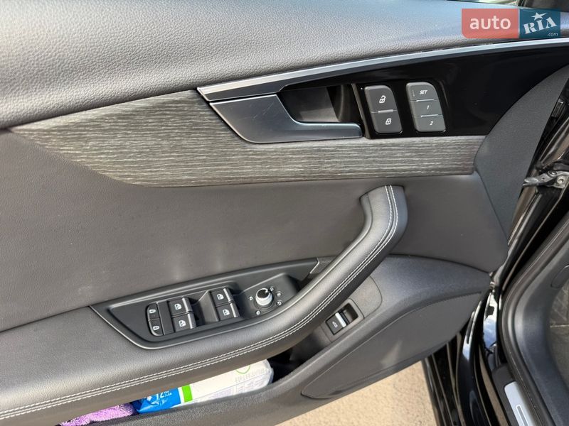Седан Audi A4 2022 в Києві