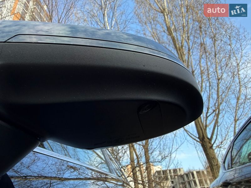 Седан Audi A4 2022 в Києві