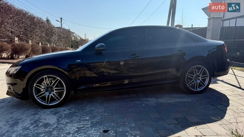 Седан Audi A4 2017 в Киеве