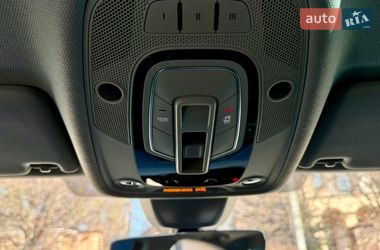 Седан Audi A4 2017 в Киеве
