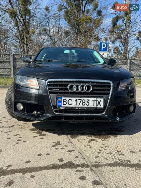 Седан Audi A4 2011 в Львове