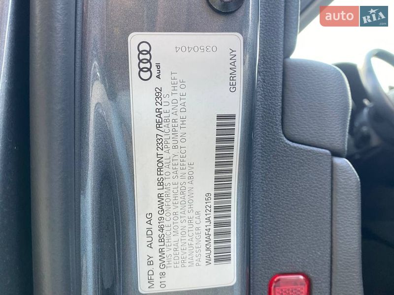 Седан Audi A4 2018 в Львове