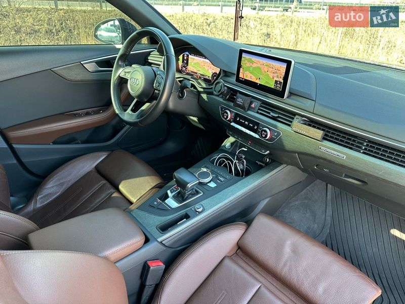 Седан Audi A4 2018 в Львові