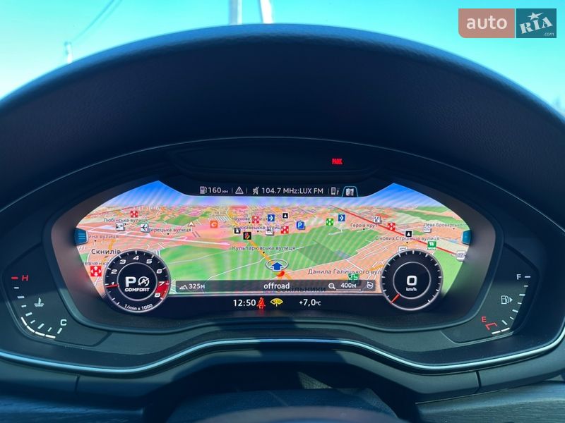 Седан Audi A4 2018 в Львові