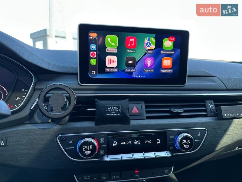 Седан Audi A4 2018 в Львові