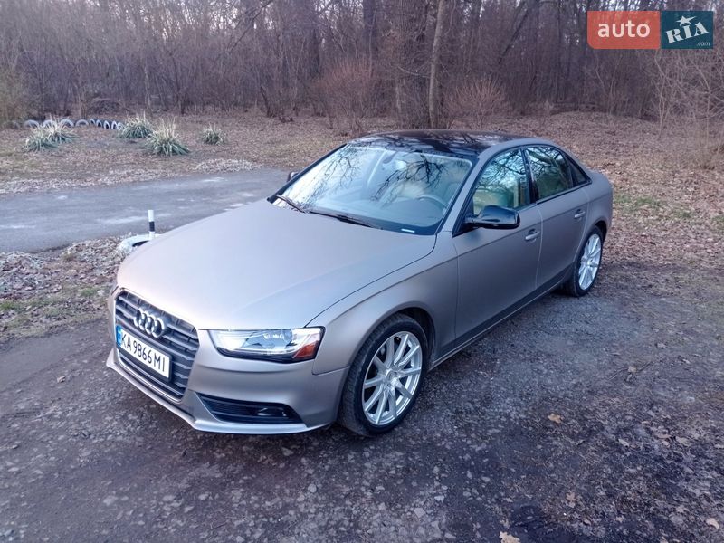 2012 Audi A4, VIN WAUKFAFL3DN022045:plate — фото 1 (autoria)