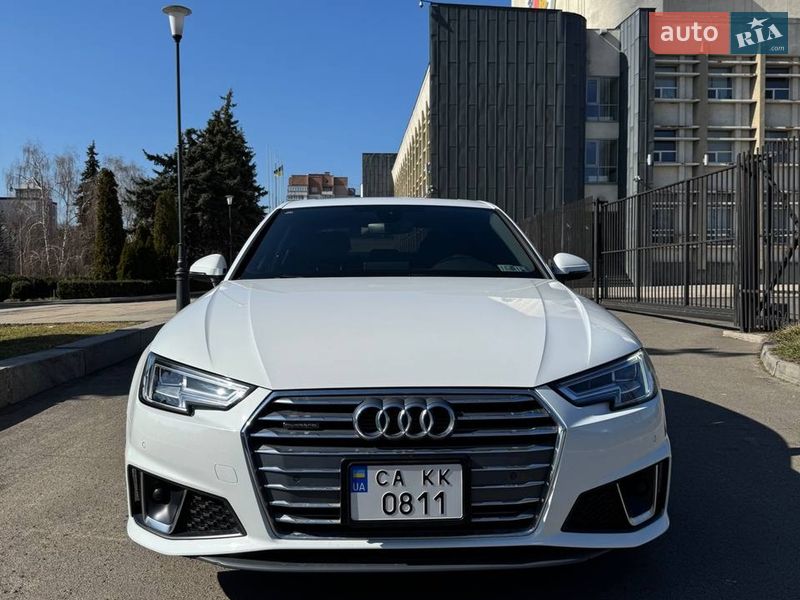 Audi A4 2019