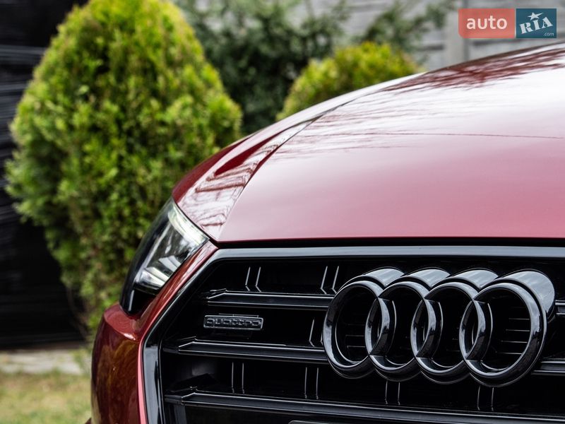 Седан Audi A4 2019 в Львові