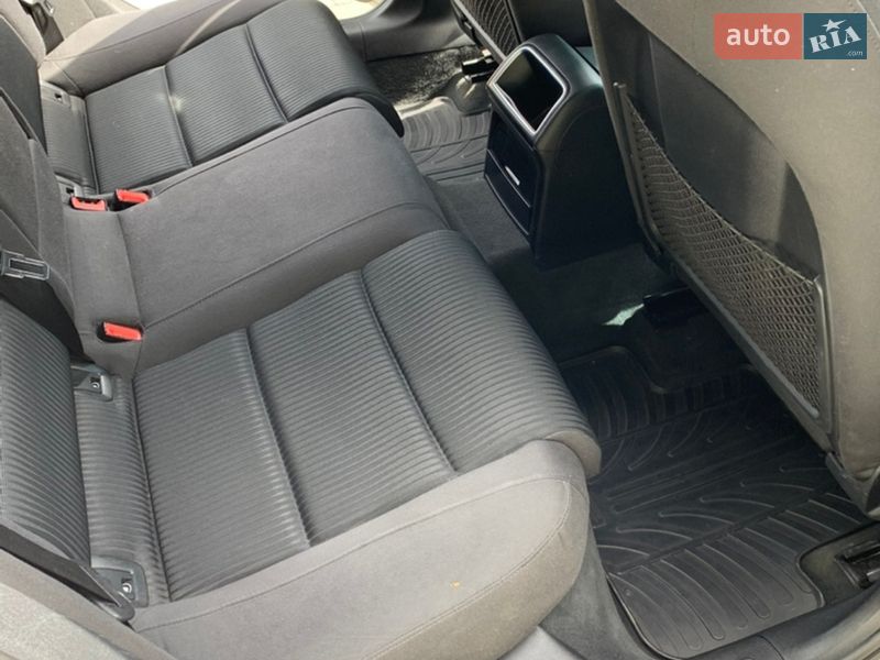 Универсал Audi A4 2011 в Черновцах