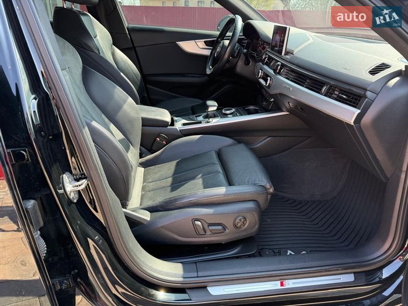 Седан Audi A4 2016 в Тячеве