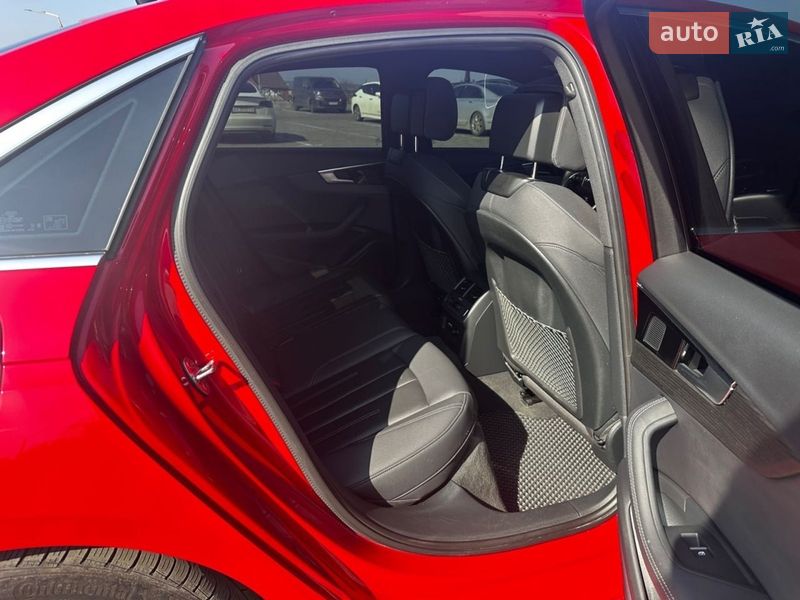 Седан Audi A4 2023 в Харькове