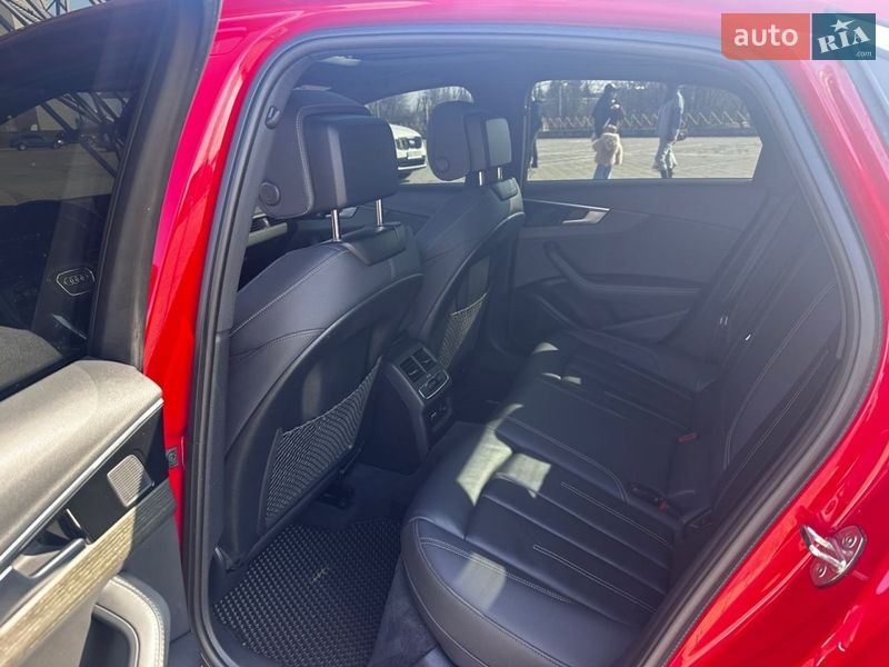 Седан Audi A4 2023 в Харькове
