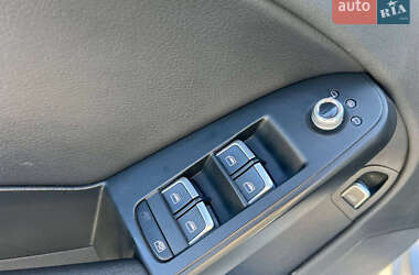 Седан Audi A4 2014 в Львове