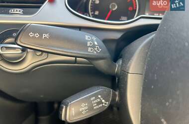 Седан Audi A4 2014 в Львове