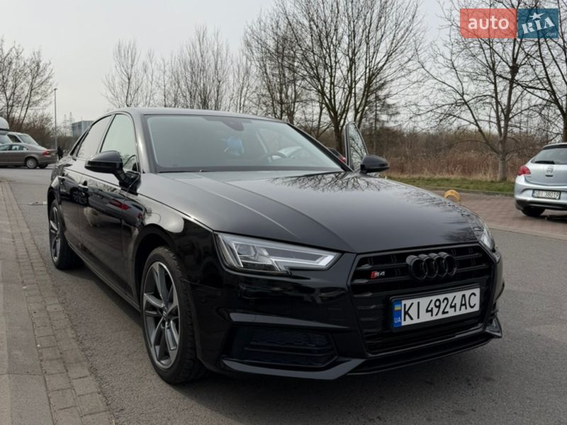 Audi A4 2019