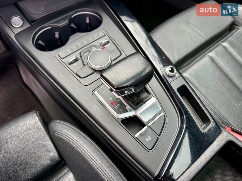 Седан Audi A4 2016 в Дніпрі