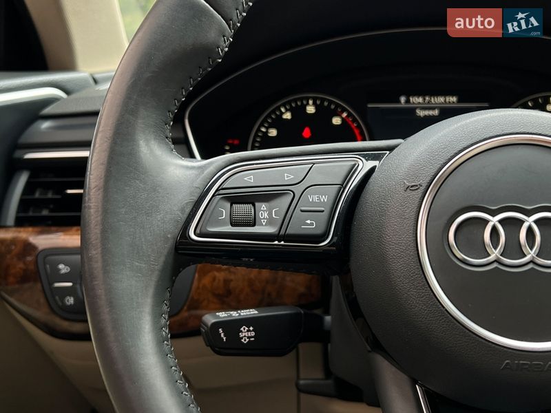 Седан Audi A4 2017 в Львові