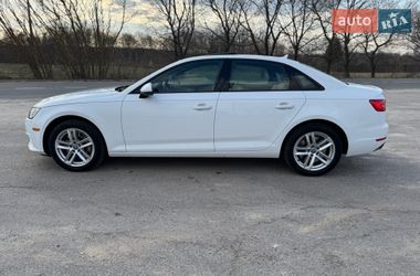 Седан Audi A4 2017 в Чернигове
