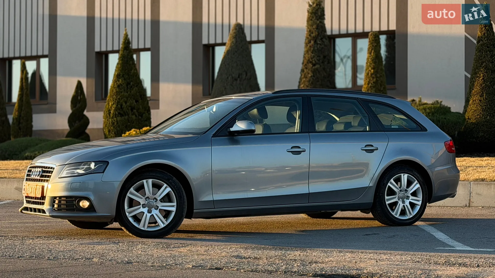 2011 Audi A4 - мініатюра 9